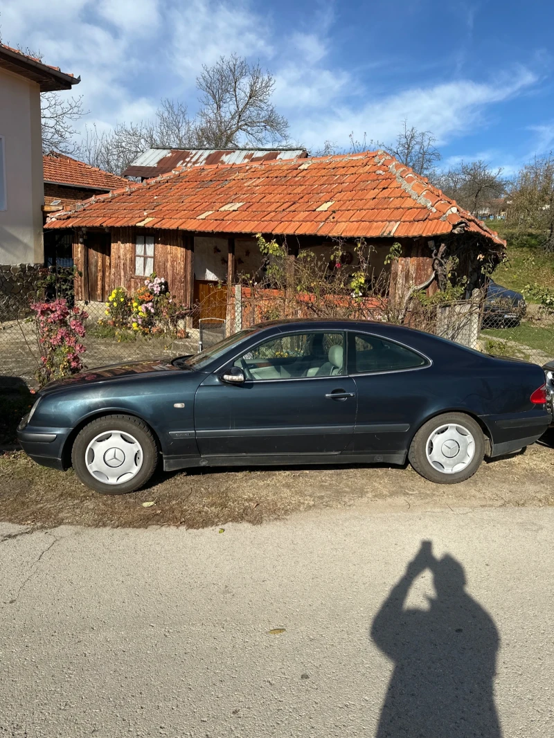 Mercedes-Benz CLK, снимка 2 - Автомобили и джипове - 48039717