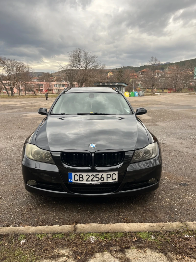 BMW 320, снимка 1 - Автомобили и джипове - 48575115