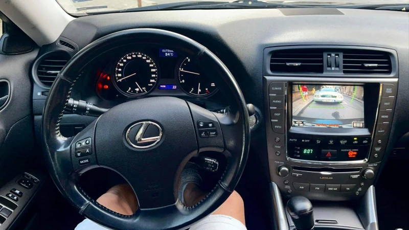 Lexus IS 220d 2.2, снимка 3 - Автомобили и джипове - 48657171