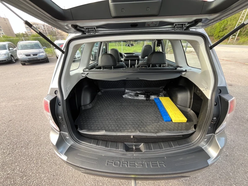 Subaru Forester 2.0R 150 LPG, снимка 14 - Автомобили и джипове - 50006819