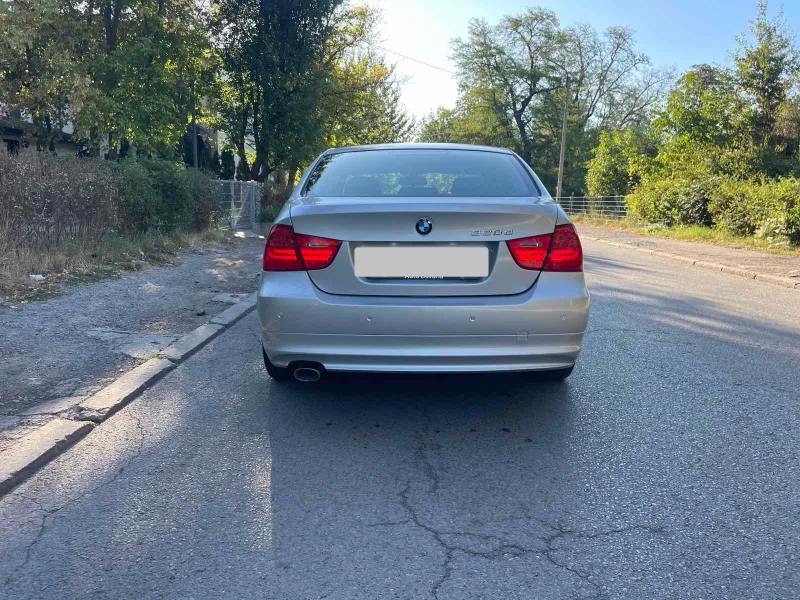 BMW 320 Промо цена!!! Кожа Фейслифт Парктроник, снимка 6 - Автомобили и джипове - 52588397