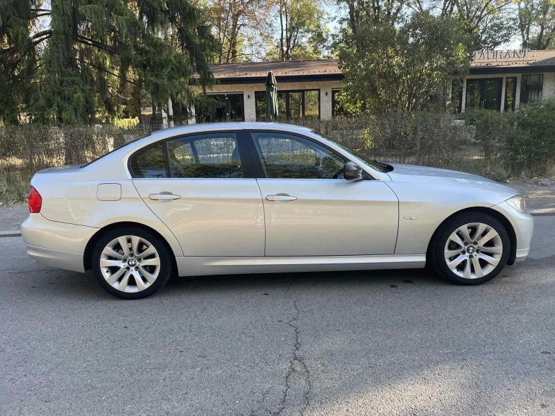 BMW 320 Промо цена!!! Кожа Фейслифт Парктроник, снимка 8 - Автомобили и джипове - 52588397