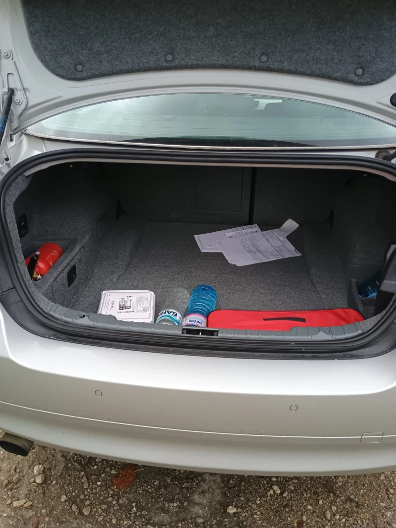 BMW 320, снимка 9 - Автомобили и джипове - 52479346