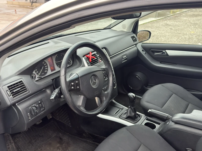 Mercedes-Benz B 200, снимка 6 - Автомобили и джипове - 52679476