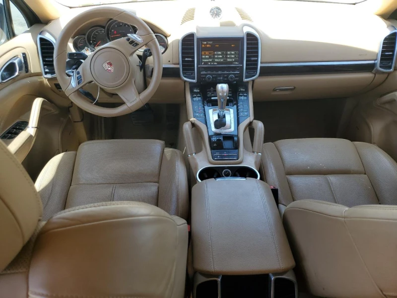 Porsche Panamera 4S 4.8i - Топ състояние - АвтоКредит, снимка 8 - Автомобили и джипове - 52843843