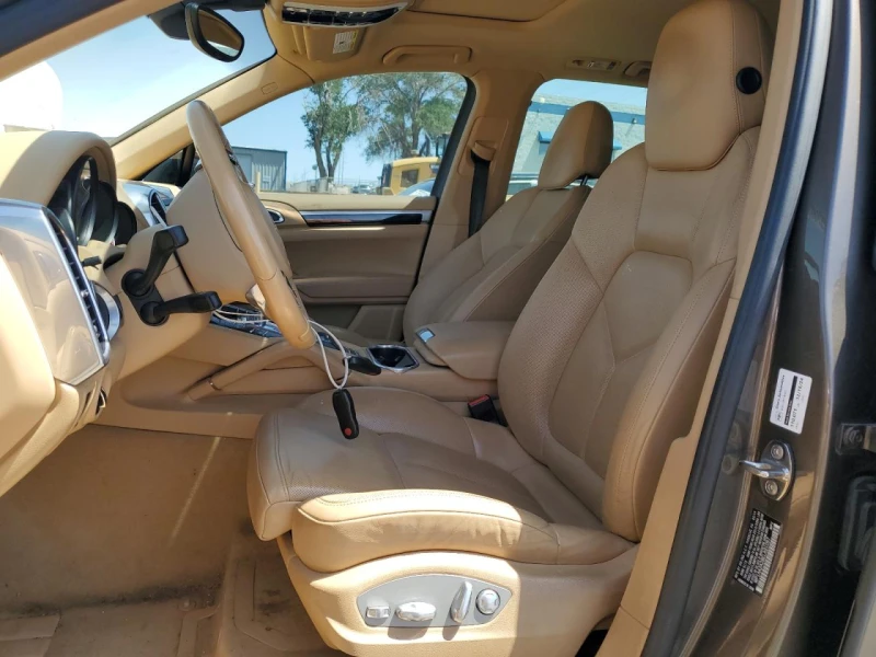 Porsche Panamera 4S 4.8i - Топ състояние - АвтоКредит, снимка 9 - Автомобили и джипове - 52843843