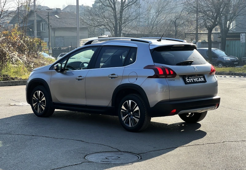 Peugeot 2008 ALLURE 1.2 PURETECH/CAMERA/CRUISE CONTROL/, снимка 4 - Автомобили и джипове - 52847671