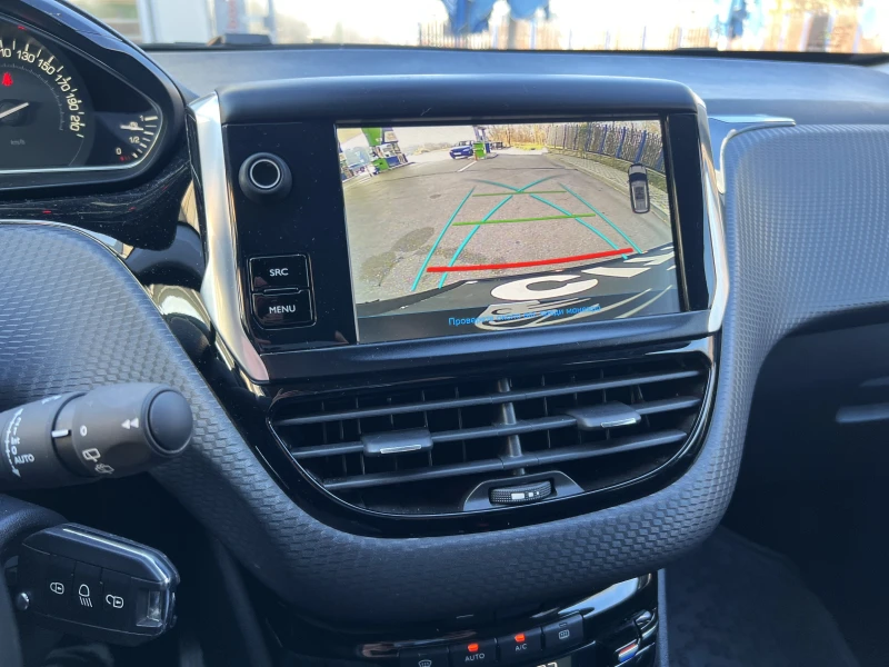 Peugeot 2008 ALLURE 1.2 PURETECH/CAMERA/CRUISE CONTROL/, снимка 14 - Автомобили и джипове - 52847671