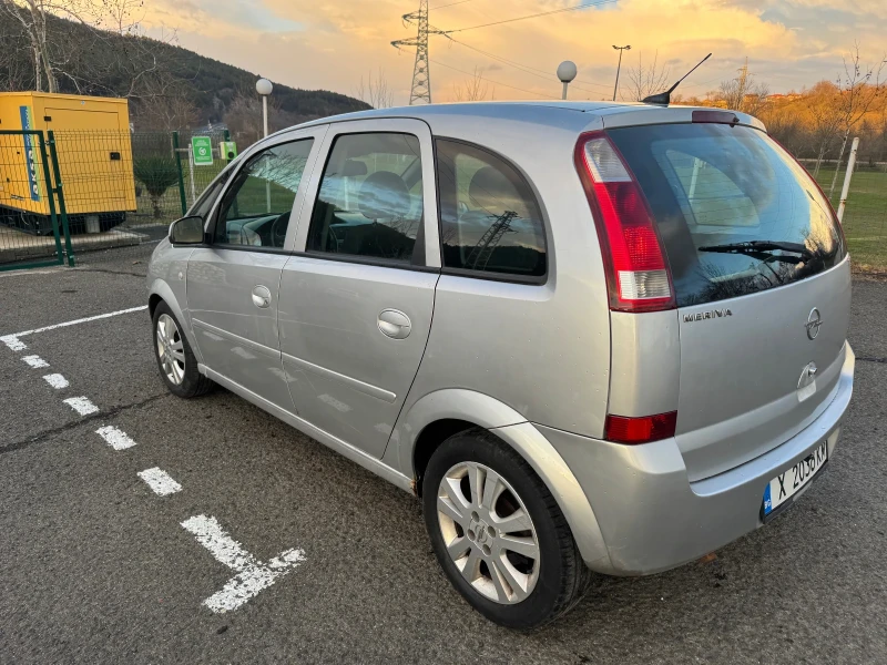Opel Meriva, снимка 5 - Автомобили и джипове - 53035364