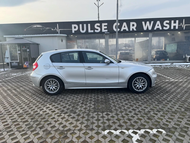 BMW 118 Автоматик 4 врати Германия 2 ри Собственик, снимка 4 - Автомобили и джипове - 53363723