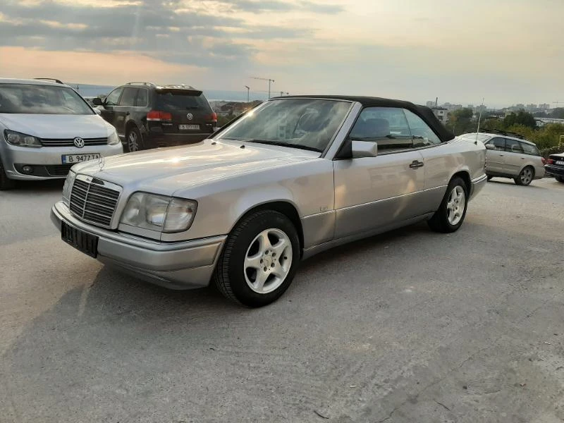 Mercedes-Benz E 200 124 CABRIO - [1] 