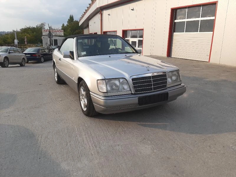 Mercedes-Benz E 200 124 CABRIO, снимка 3 - Автомобили и джипове - 49557344