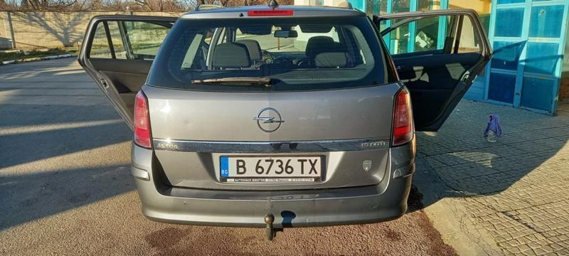 Opel Astra 1, 9CDTI, снимка 2 - Автомобили и джипове - 36609596