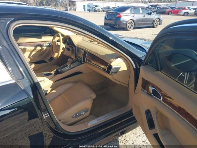 Porsche Panamera 4S 4.8i - Топ състояние - АвтоКредит, снимка 10 - Автомобили и джипове - 52843843