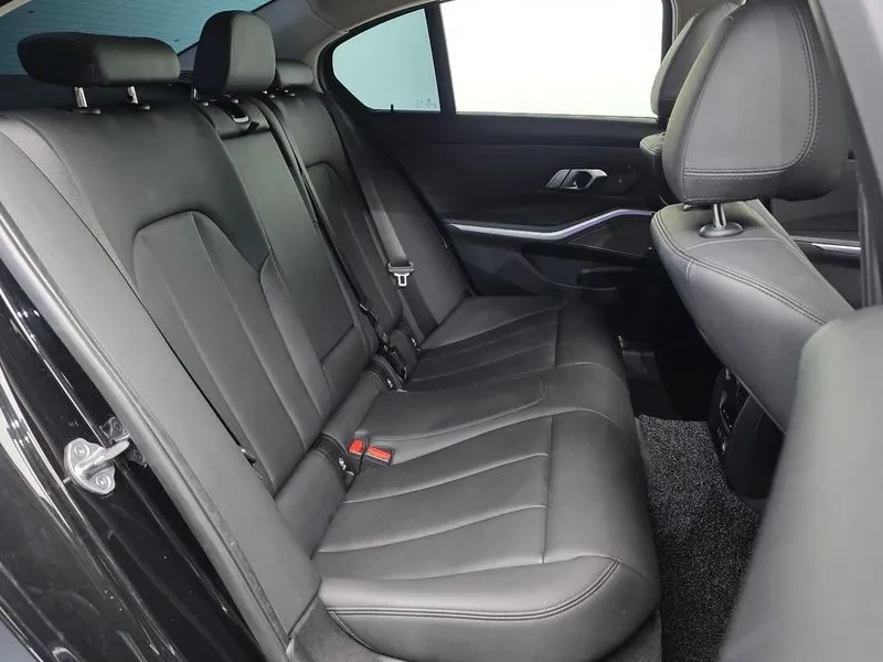 BMW 320 d/ DIGI/ PANO/ HEAD UP/ �����/ ������� | Mobile.bg � ����������� 12