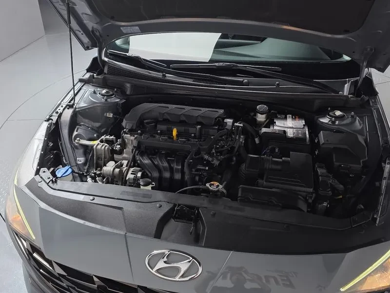 Hyundai Elantra 1.6 Modern, снимка 5 - Автомобили и джипове - 56719633