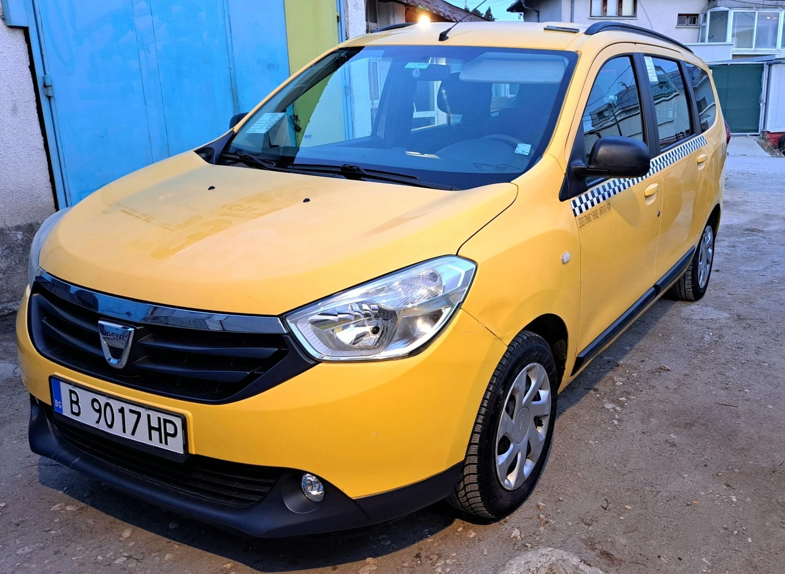 Dacia Lodgy 1.2 - GAZ, снимка 1