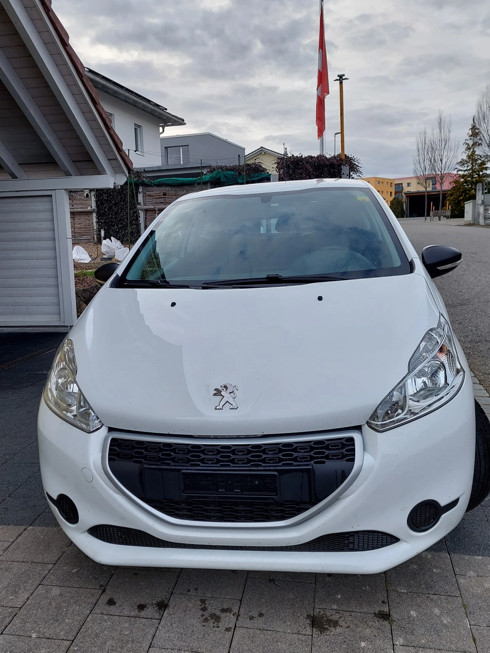 Peugeot 208 Хечбег - изображение 10