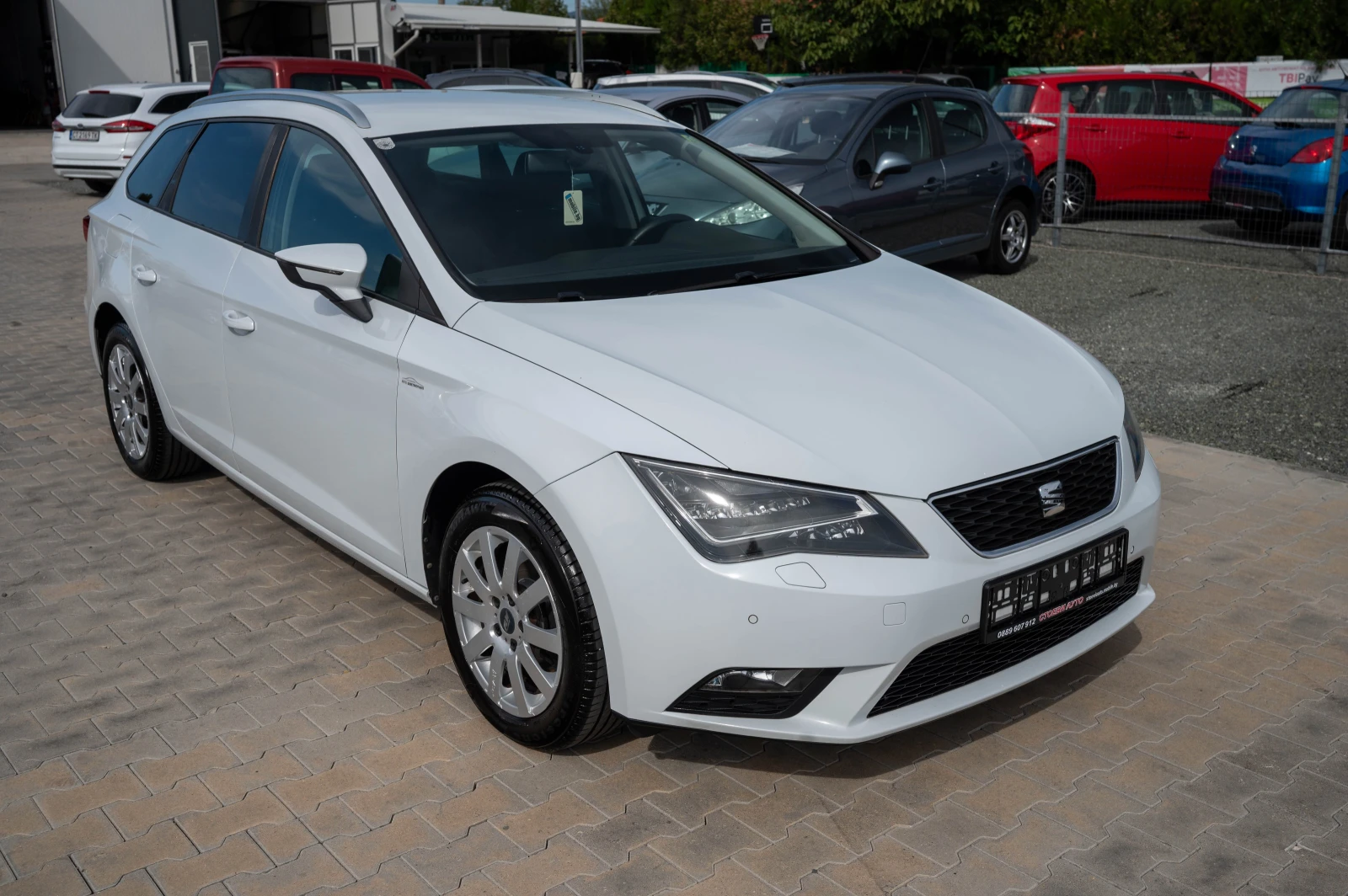 Seat Leon 2.0* TDI* FULL* LED*  - изображение 5