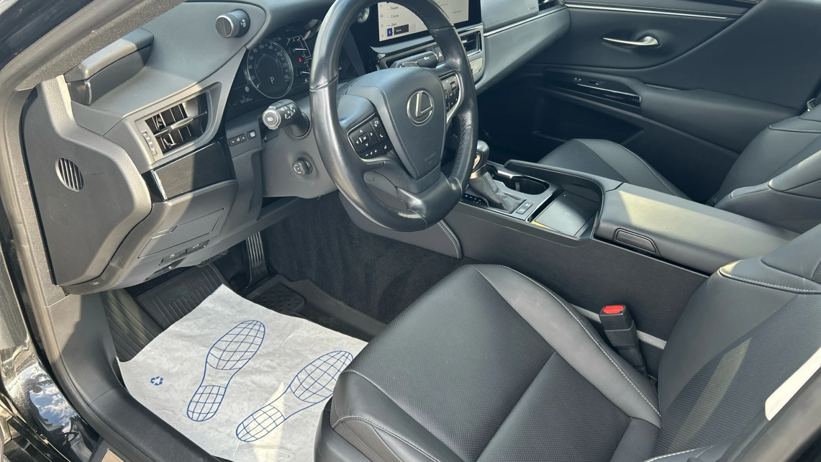 Lexus ES 300h 2.5 HEV Business - изображение 10