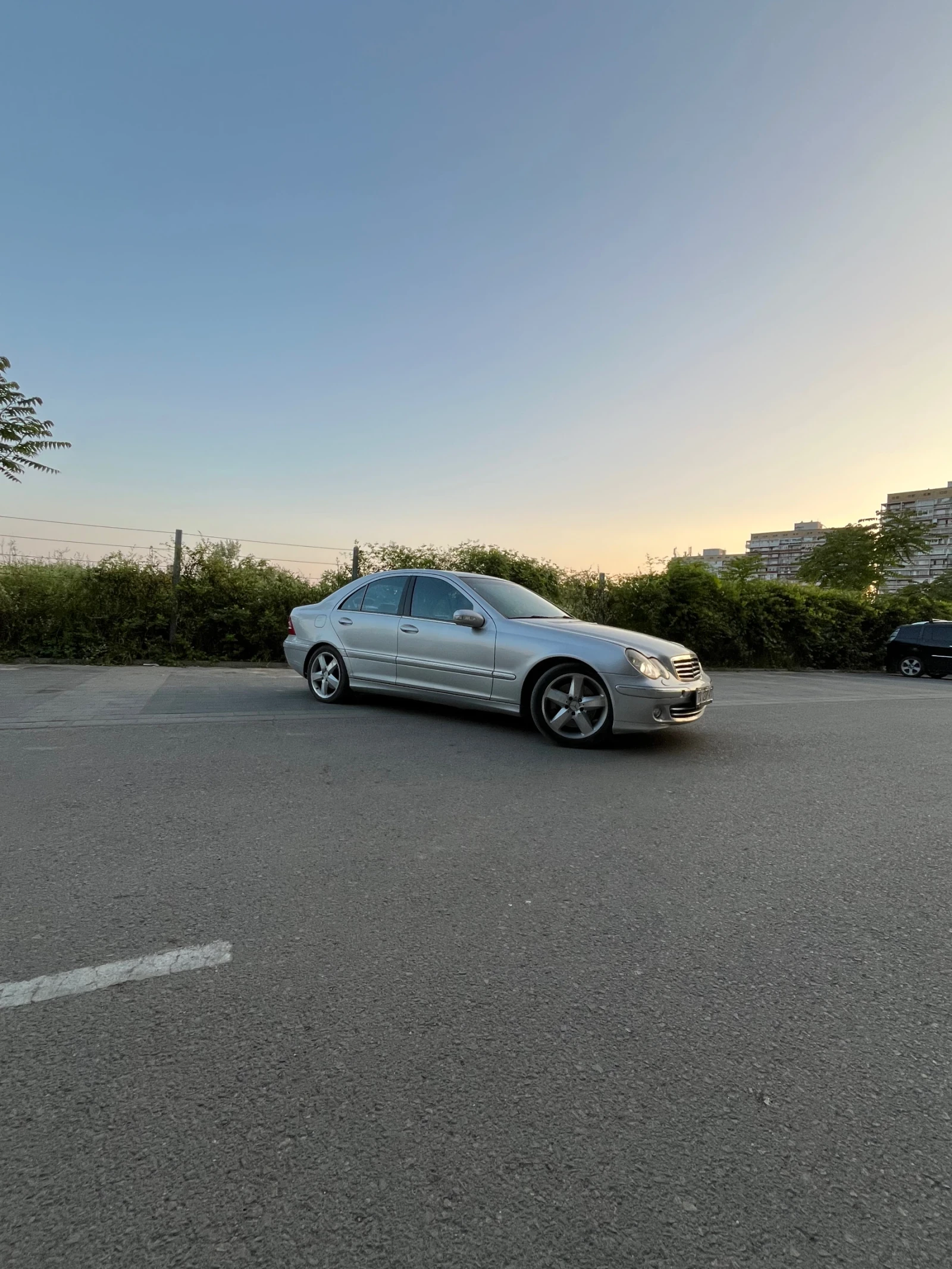 Mercedes-Benz C 220 Avangarde - изображение 2