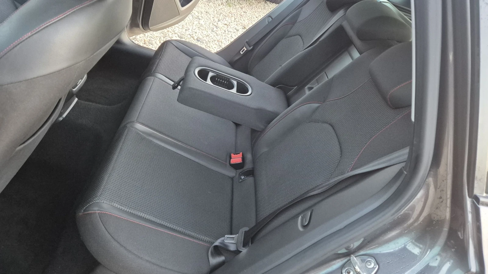 Seat Leon 2.0 TDI FR        | Mobile.bg   14