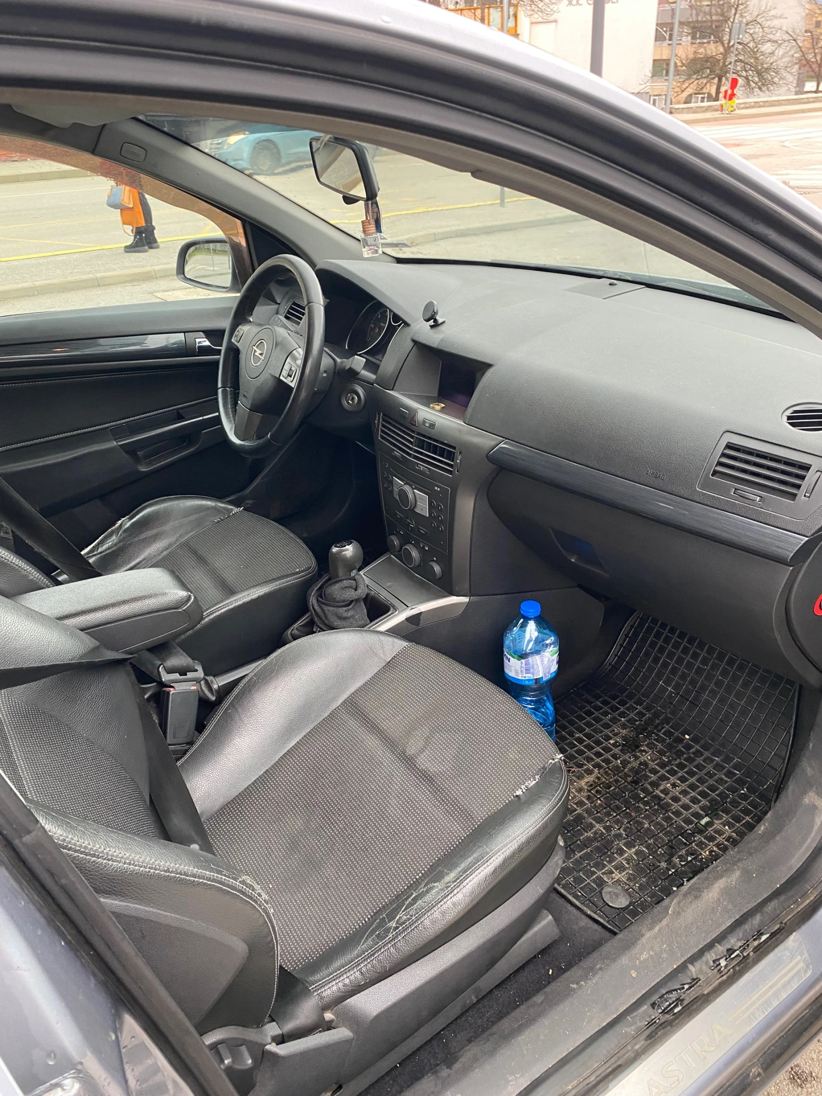 Opel Astra, снимка 9 - Автомобили и джипове - 53639097