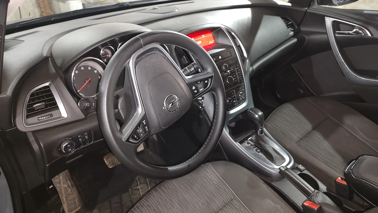 Opel Astra, снимка 5 - Автомобили и джипове - 53785610