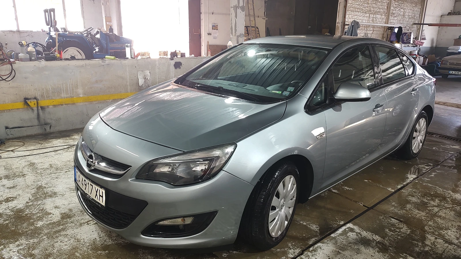 Opel Astra, снимка 2 - Автомобили и джипове - 53785610
