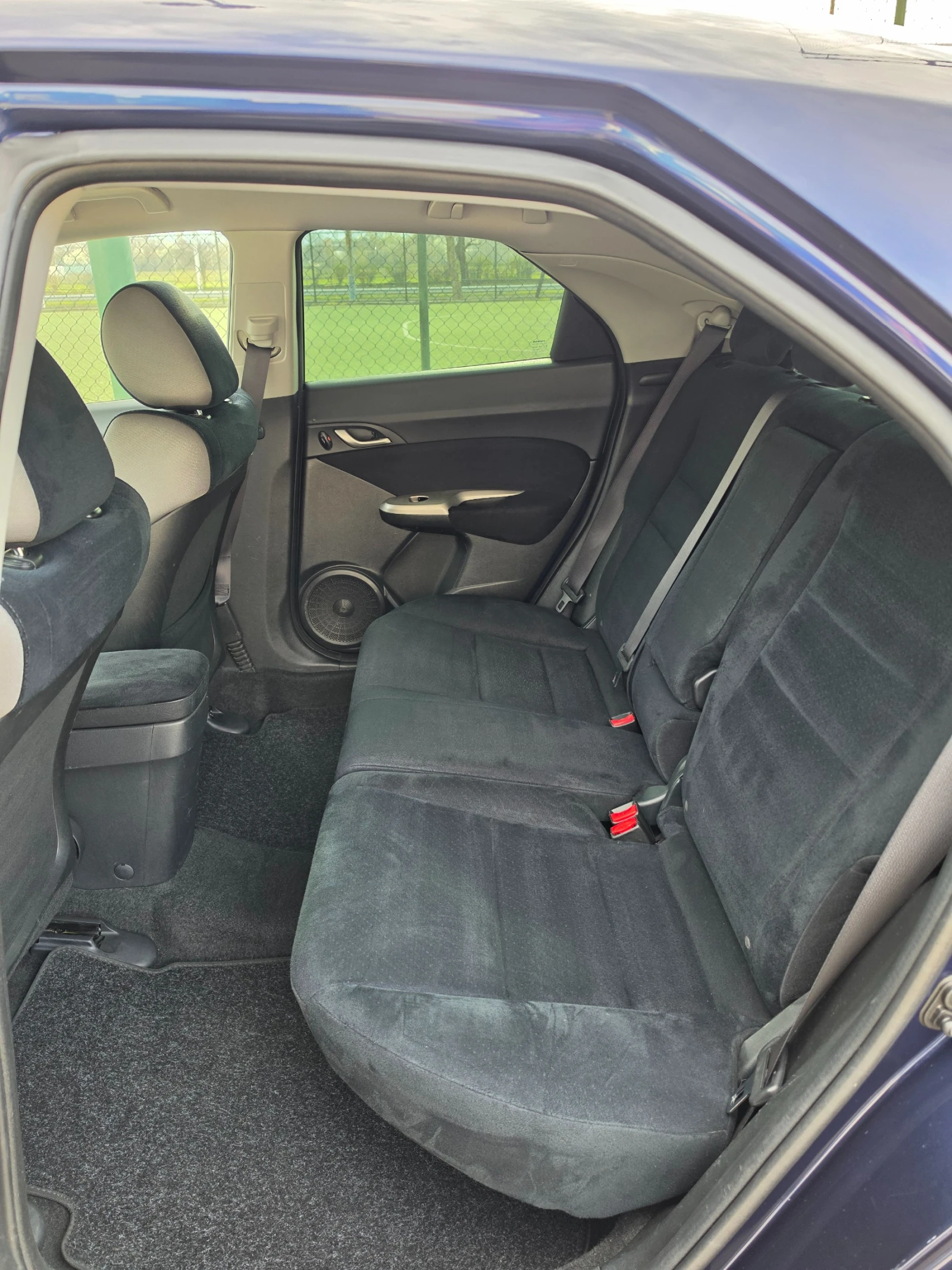 Honda Civic 1.8i-VTEC пълна история в Хонда, TUV до септ 2027г, снимка 13 - Автомобили и джипове - 54027236