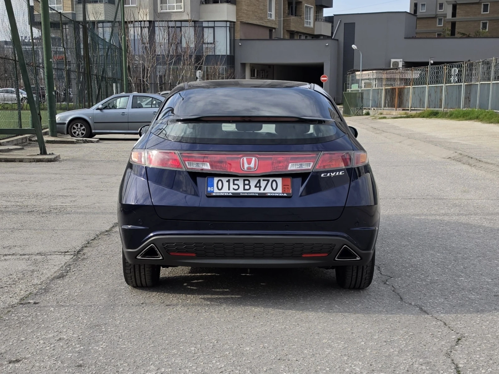 Honda Civic 1.8i-VTEC пълна история в Хонда, TUV до септ 2027г, снимка 6 - Автомобили и джипове - 54027236