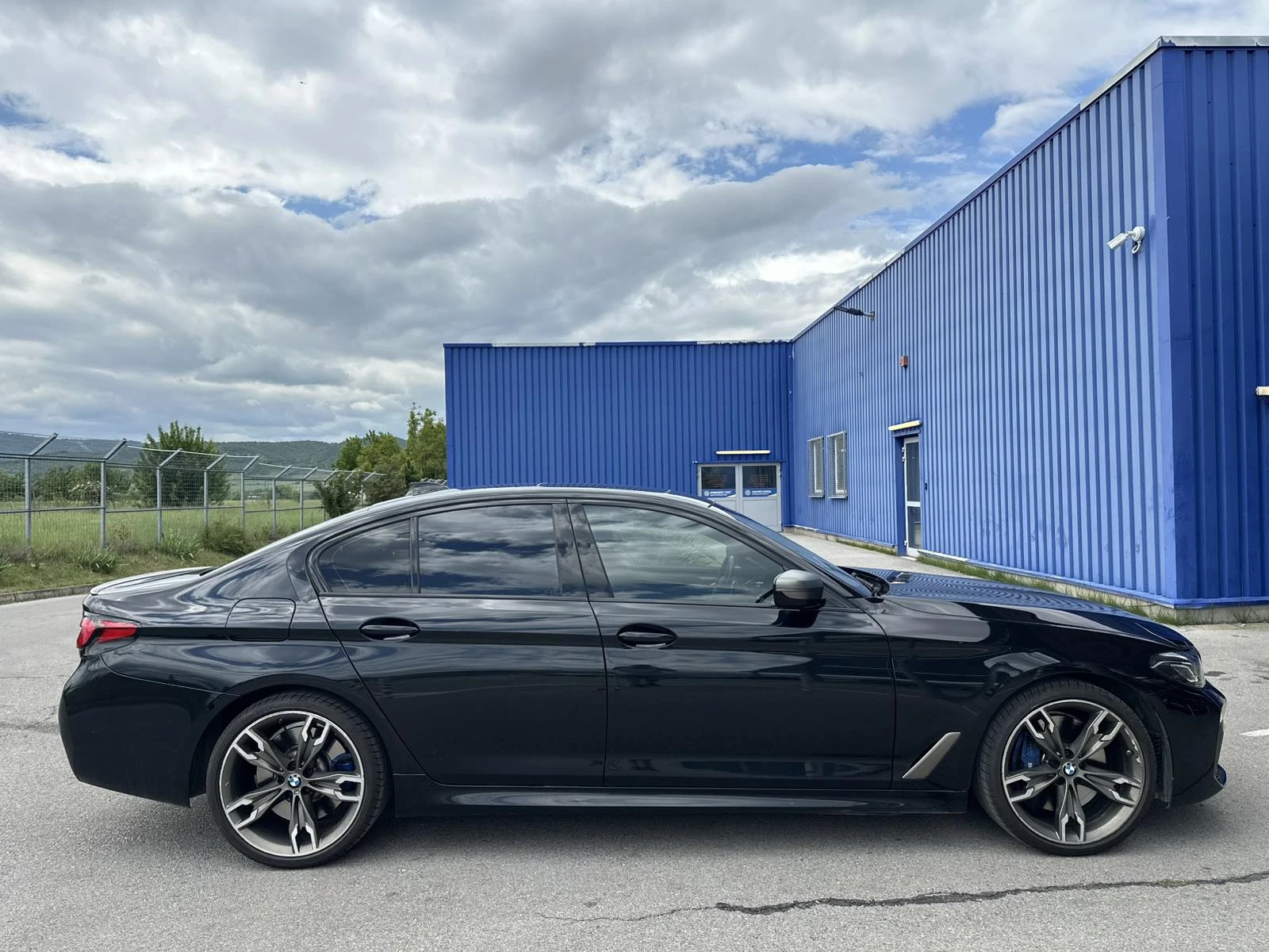 BMW 550 Performance , снимка 6 - Автомобили и джипове - 54342464