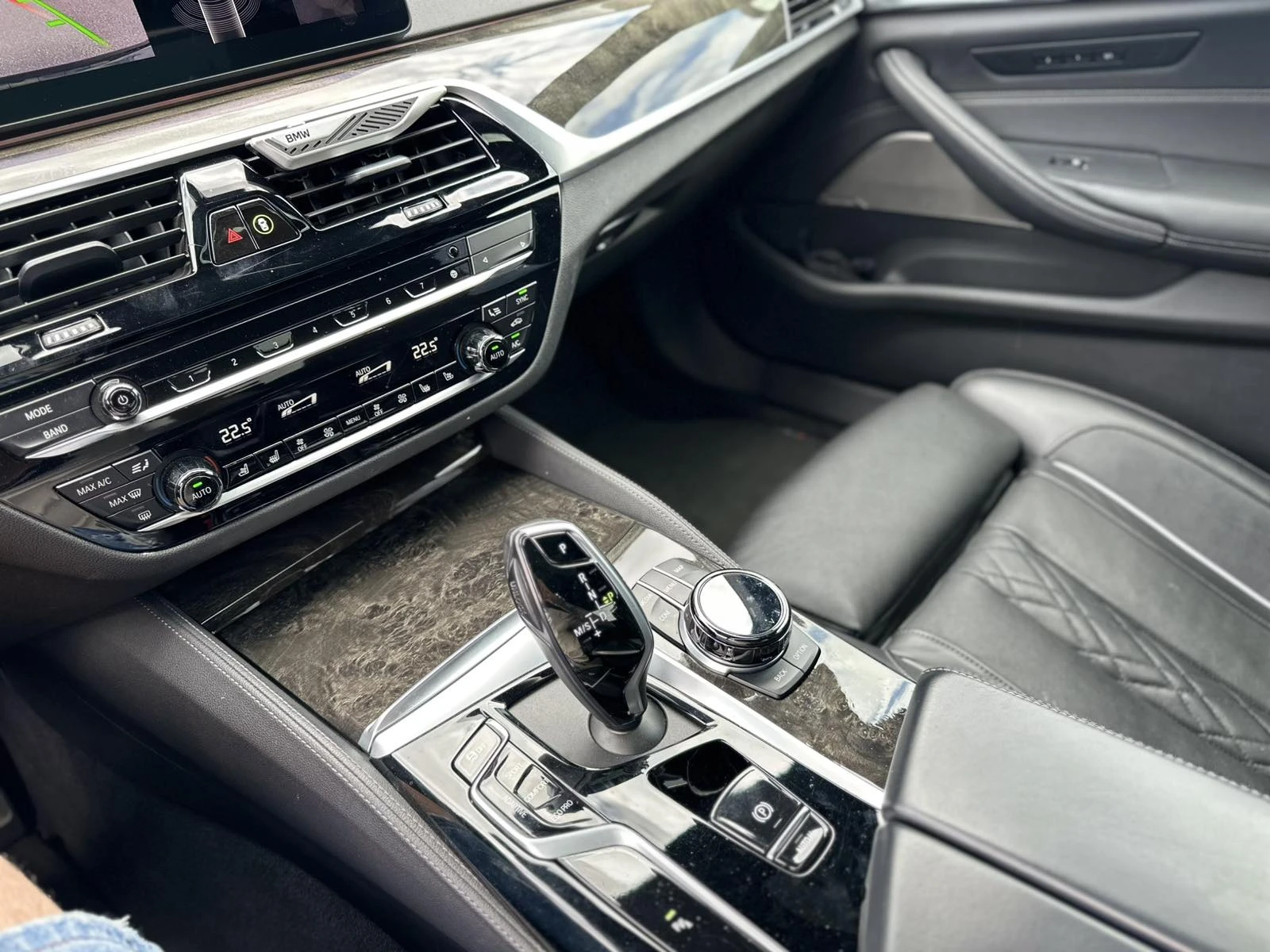 BMW 550 Performance , снимка 10 - Автомобили и джипове - 54342464