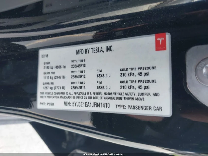 Tesla Model 3 Long Range/Mid Range, снимка 9 - Автомобили и джипове - 54419081