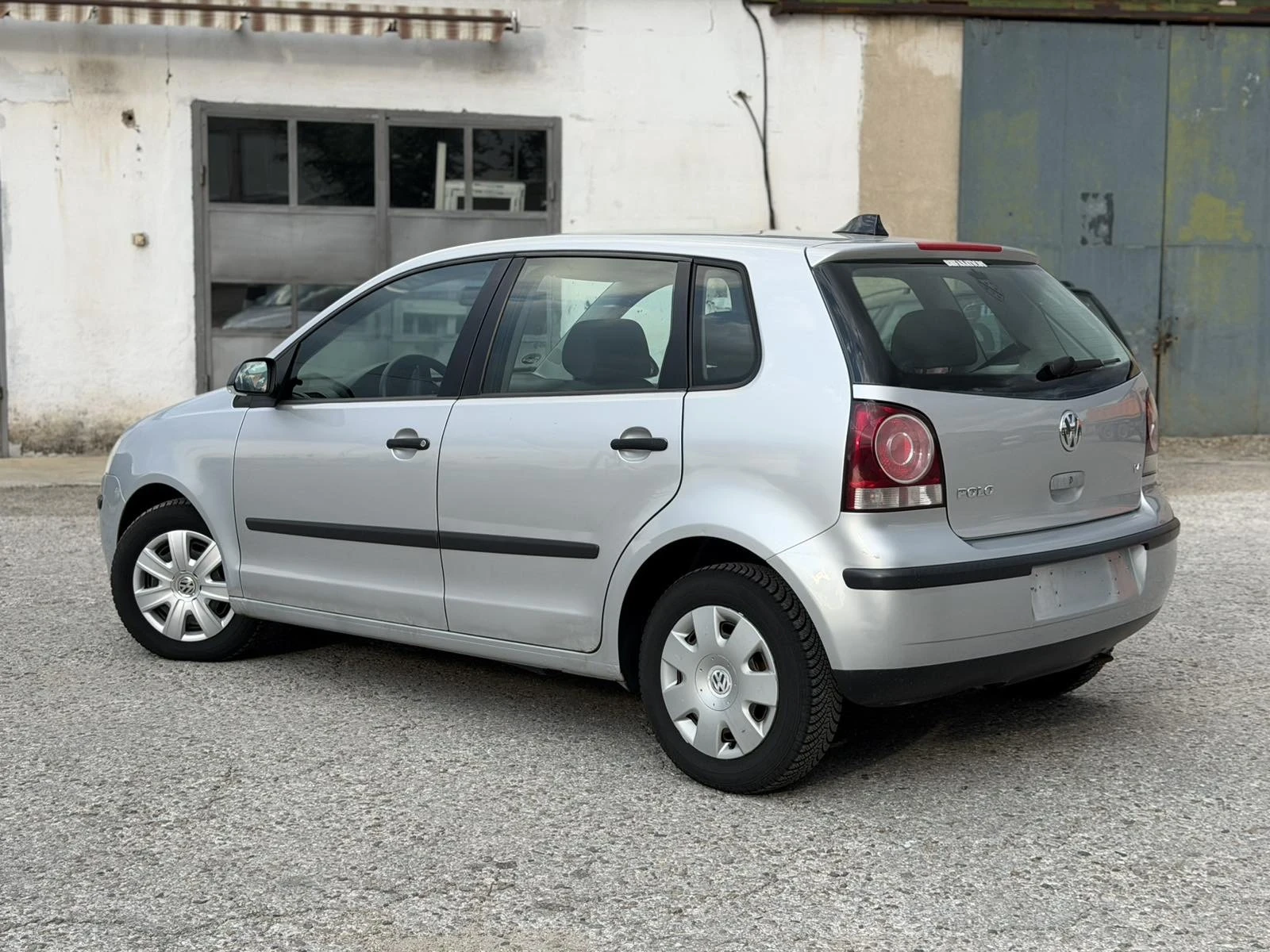 VW Polo, снимка 5 - Автомобили и джипове - 55157191