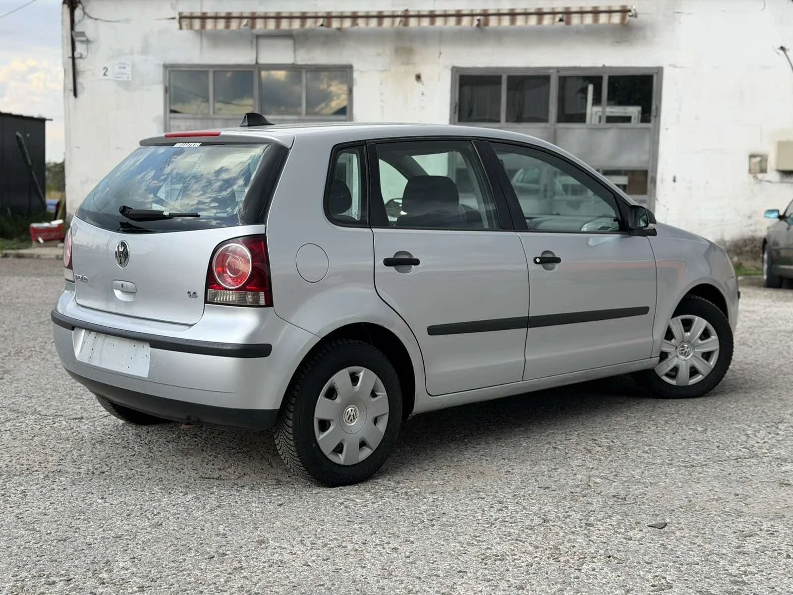 VW Polo, снимка 7 - Автомобили и джипове - 55157191