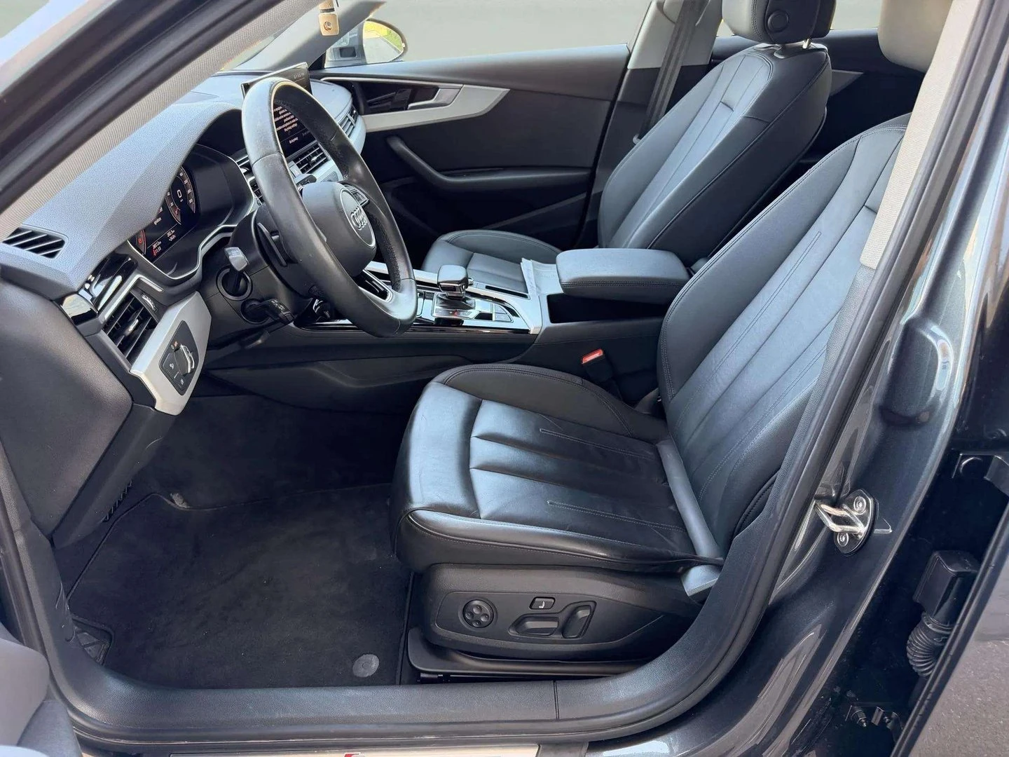 Audi A4, снимка 6 - Автомобили и джипове - 55345974