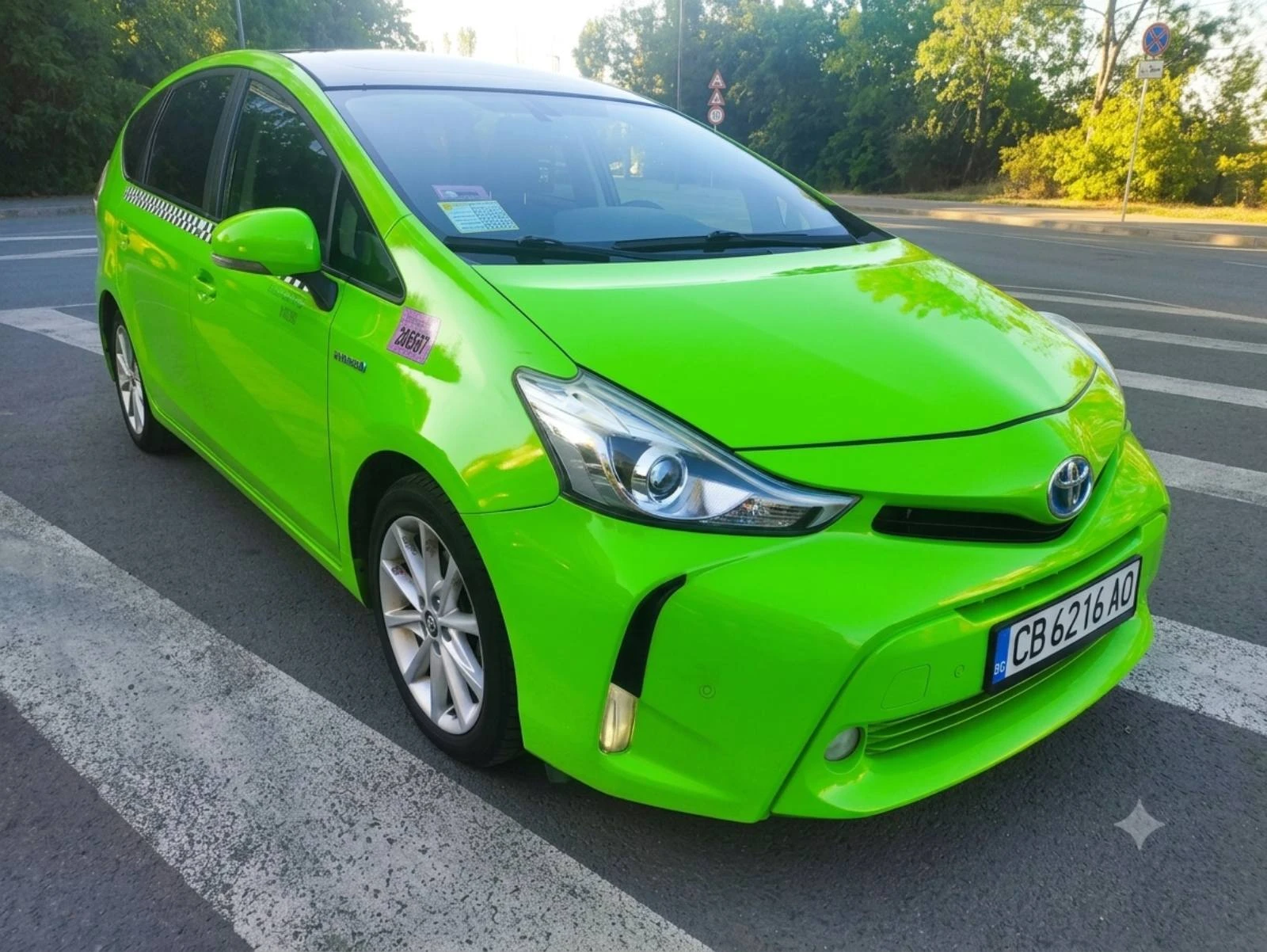 Toyota Prius Plus, 7 ������, ������ ������, ����� | Mobile.bg � ����������� 2