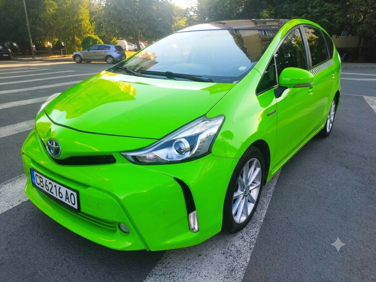 Toyota Prius Plus, 7 местен, Газова уредба, Такси