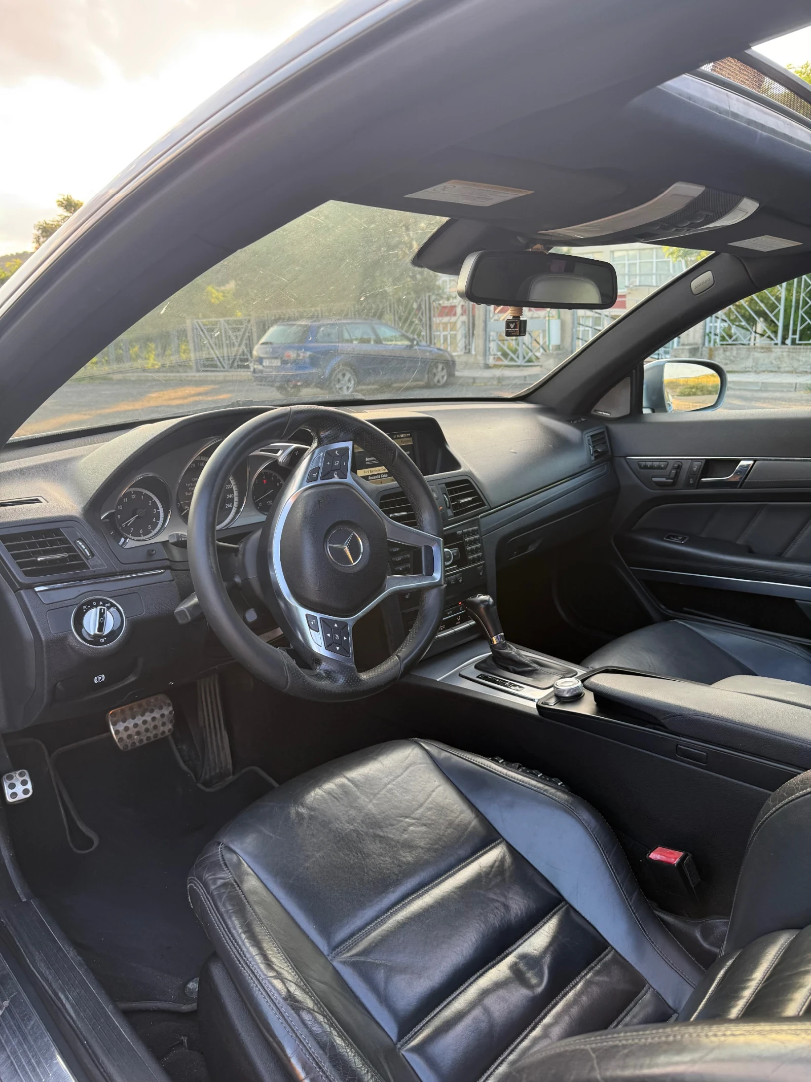 Mercedes-Benz E 350 350 CGI , снимка 10 - Автомобили и джипове - 55675529