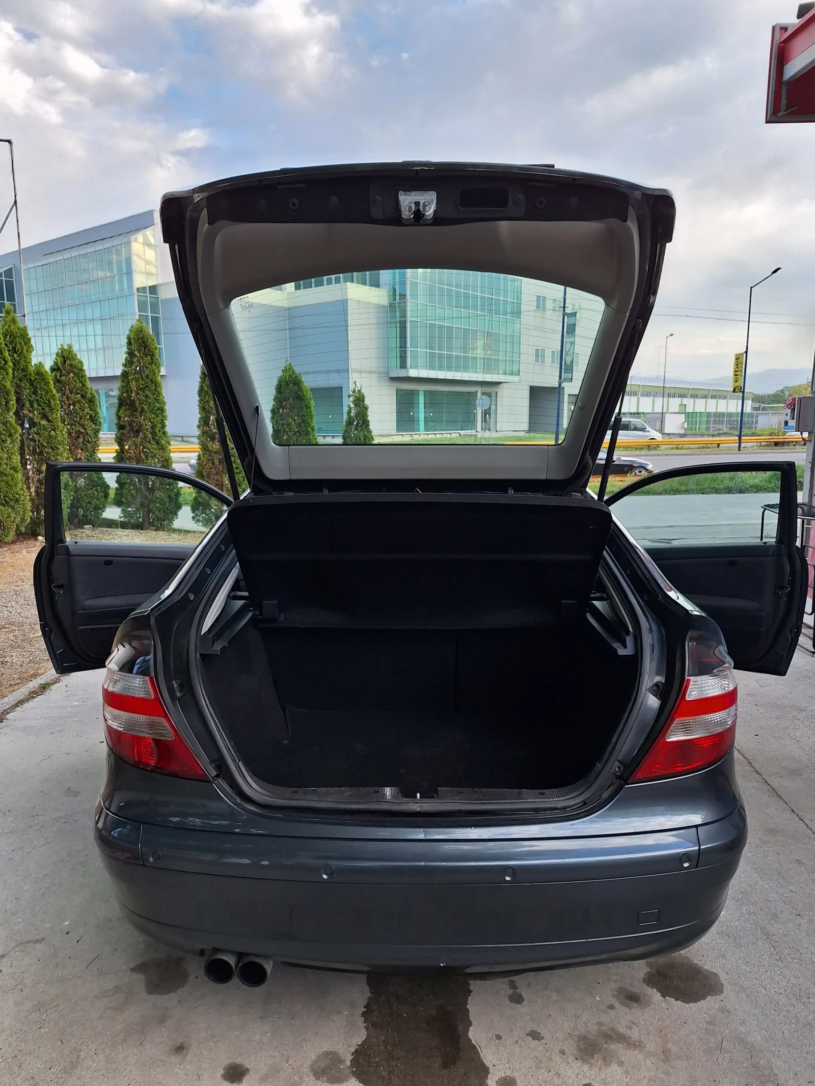 Mercedes-Benz C 180 Mercedes C180 Kompressor W203 Coupe, 2005, снимка 9 - Автомобили и джипове - 55689048