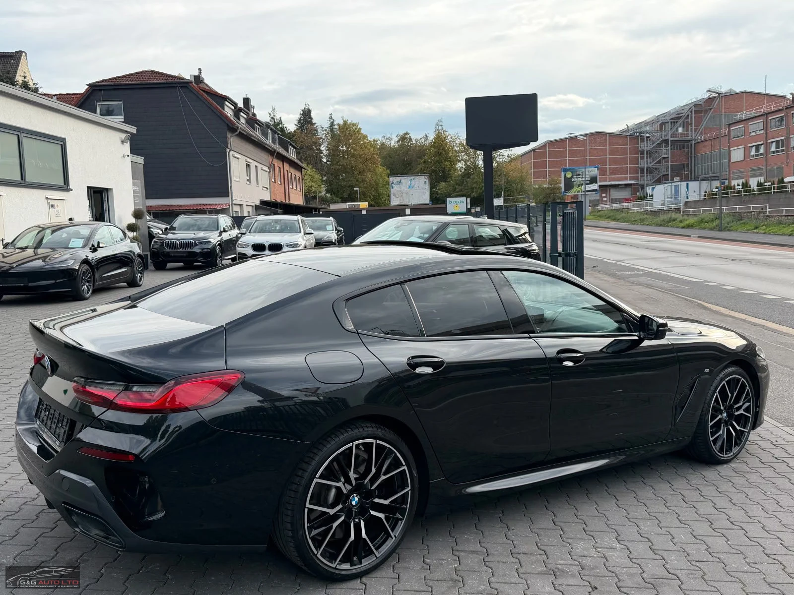 BMW 840 xDRIVE/340HP/PANO/HUD/CARBON/360/VENT/965z | Mobile.bg � ����������� 6