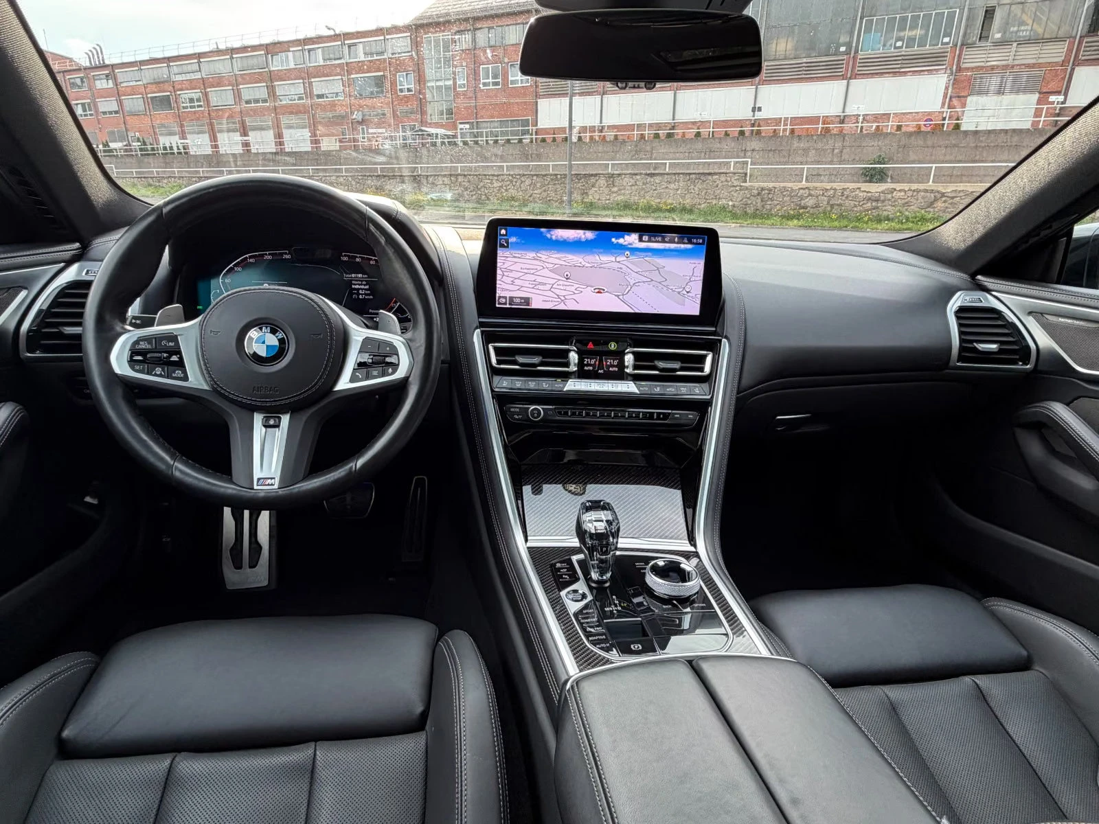 BMW 840 xDRIVE/340HP/PANO/HUD/CARBON/360/VENT/965z | Mobile.bg � ����������� 9