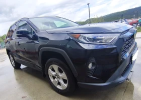 Toyota Rav4 HYBRID XLE AWD convenience package , снимка 7
