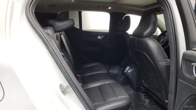 Volvo XC40 * B4* LED* ПАНО* 360* KEYLESS* Camera* ПОДГРЕВ* , снимка 11