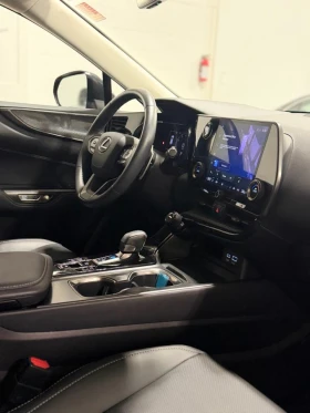 Lexus NX 250 4x4 / ПОДГРЕВИ / KEYLESS / BLACK - 57300 лв. / 29297.02 € - 72614855 15