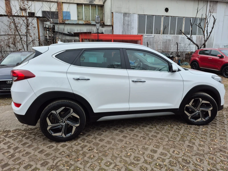 Hyundai Tucson  !!!Като нова !!! 90000Км !!!, снимка 3 - Автомобили и джипове - 48995181