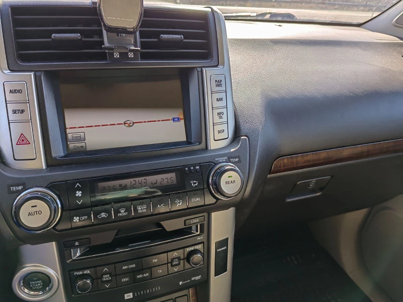 Toyota Land cruiser 3.0D , снимка 14 - Автомобили и джипове - 49410578