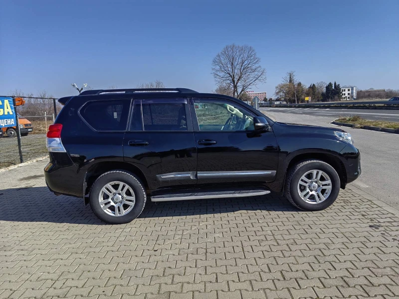 Toyota Land cruiser 3.0D , снимка 3 - Автомобили и джипове - 49410578