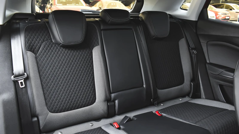 Opel Grandland X 1.6 Turbo Ultimate Plug-in Hybrid4 4x4 Automatic, снимка 11 - Автомобили и джипове - 51689324